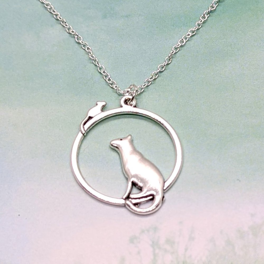 Silver Kitty Cat & Mouse in Circle Necklace
